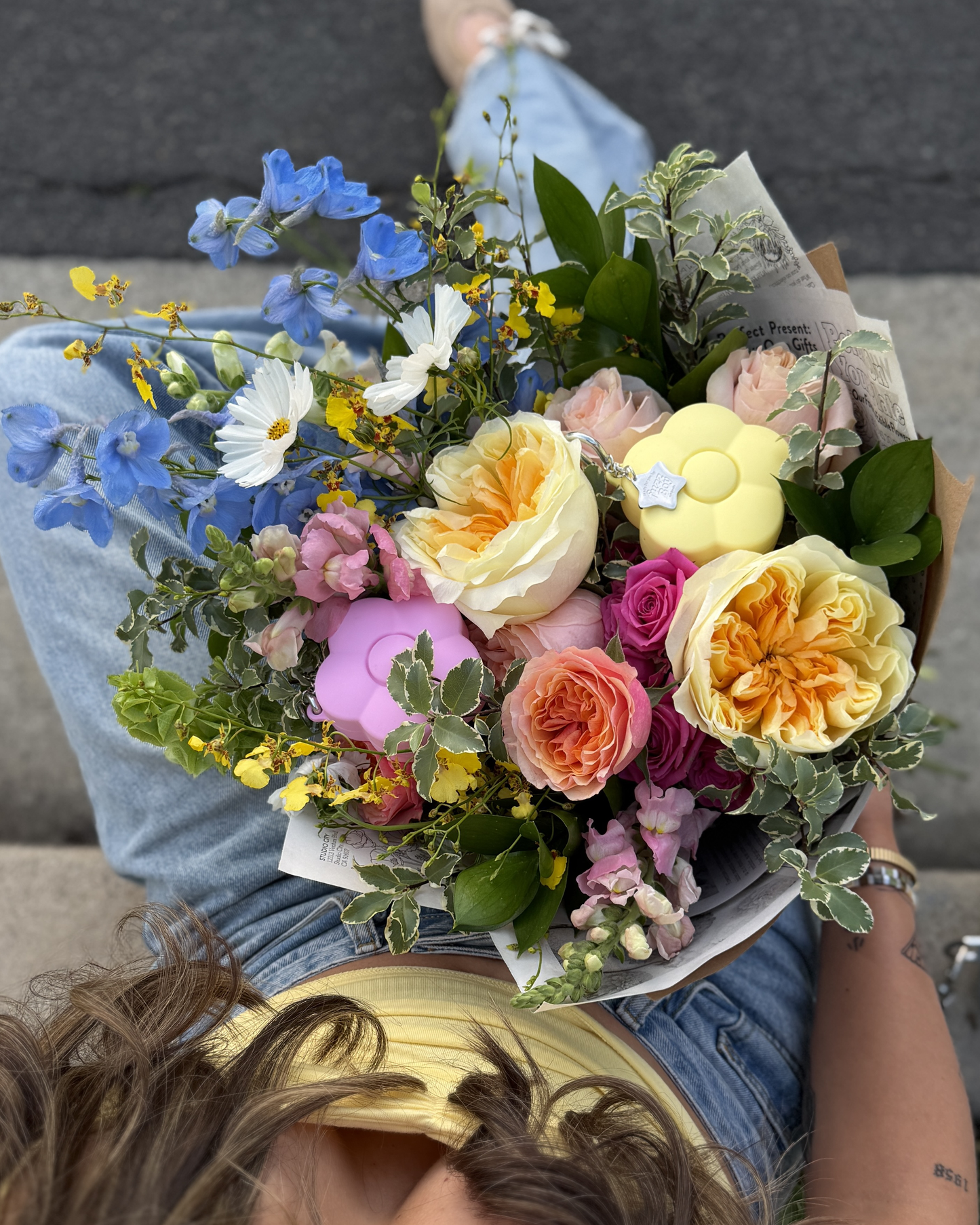 Fuzzboy Originals – Silicone Flower Dog Treat Pouch Keychain – Yellow